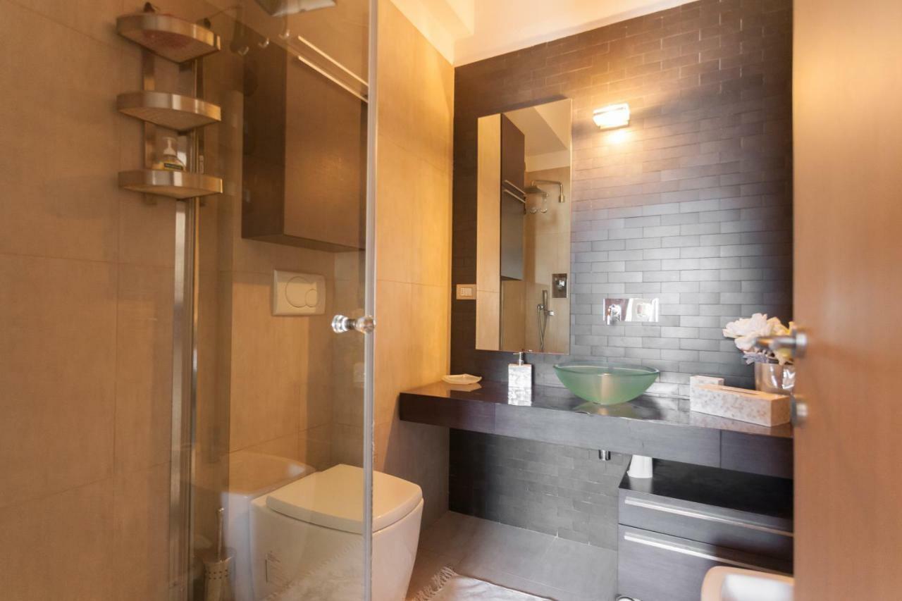 Casa Wendy - Swimming Pool Parking And Wifi Apartment Rapallo Bagian luar foto